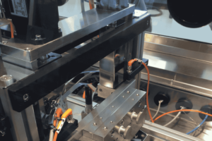 slot-die-coating-process-for-glove-box-300x200